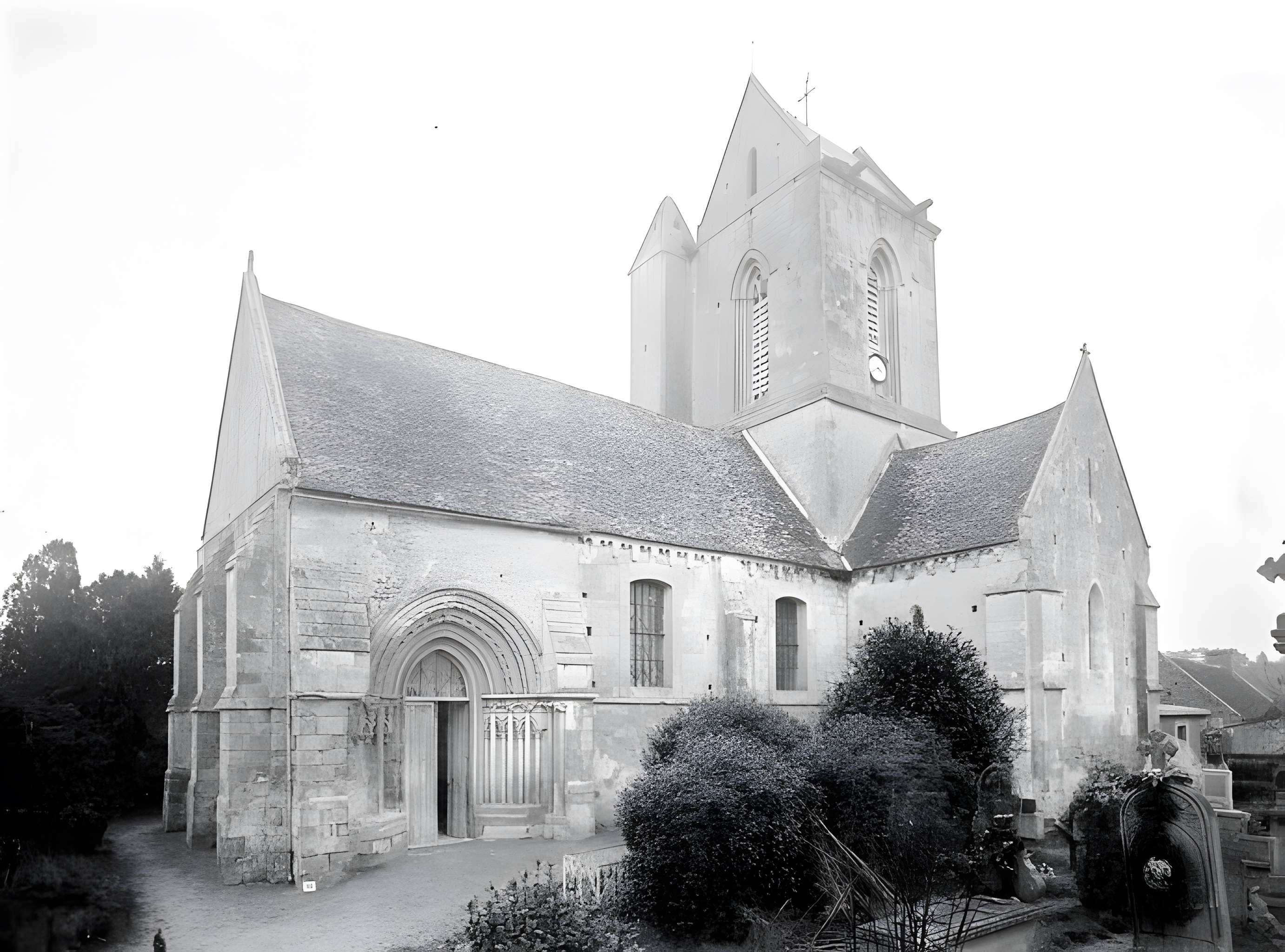 Église Saint-Pierre-et-Saint-Martin de Condé-sur-Ifs
