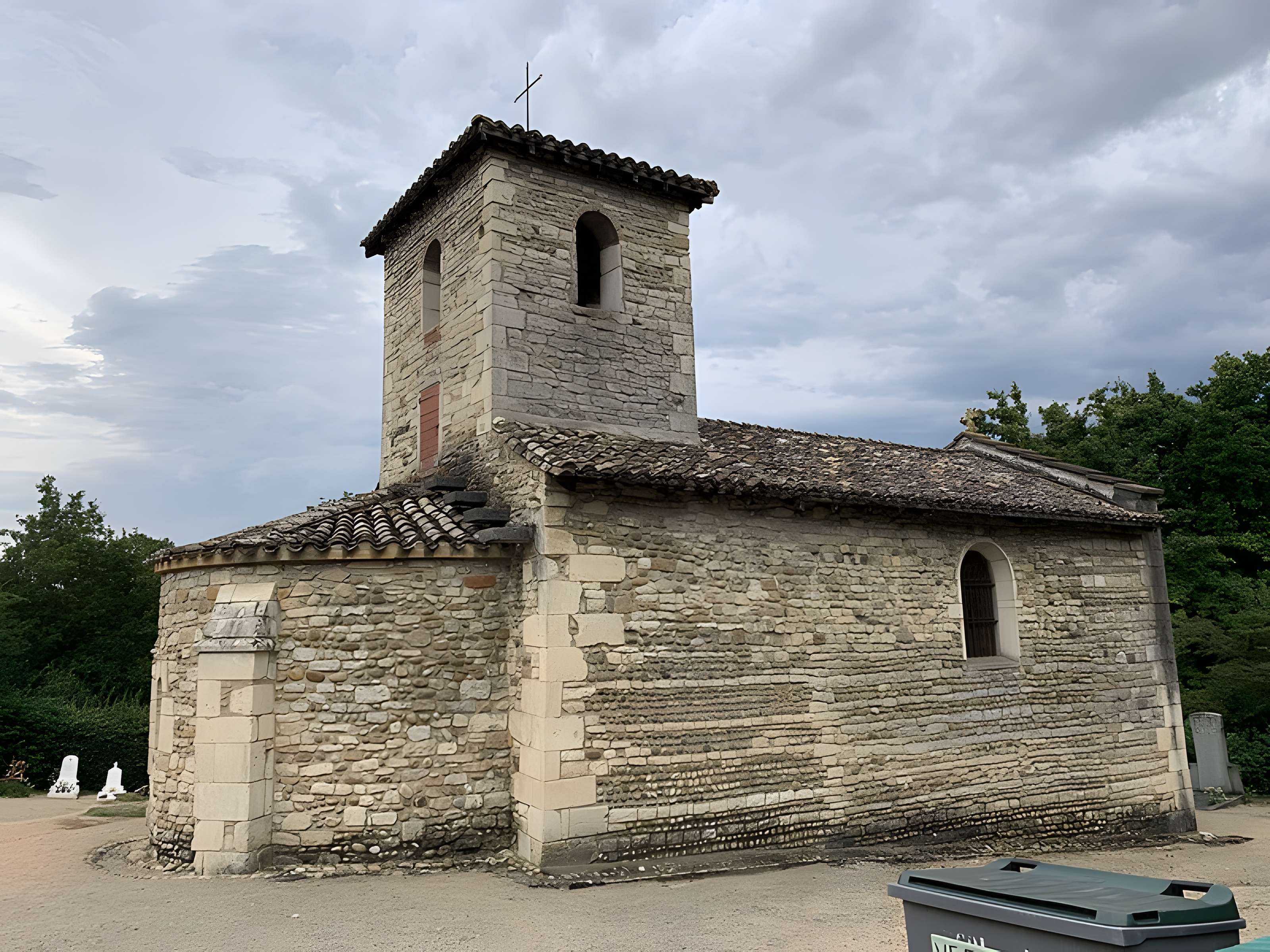 Église Saint-Pierre-et-Saint-Paul d'Amareins