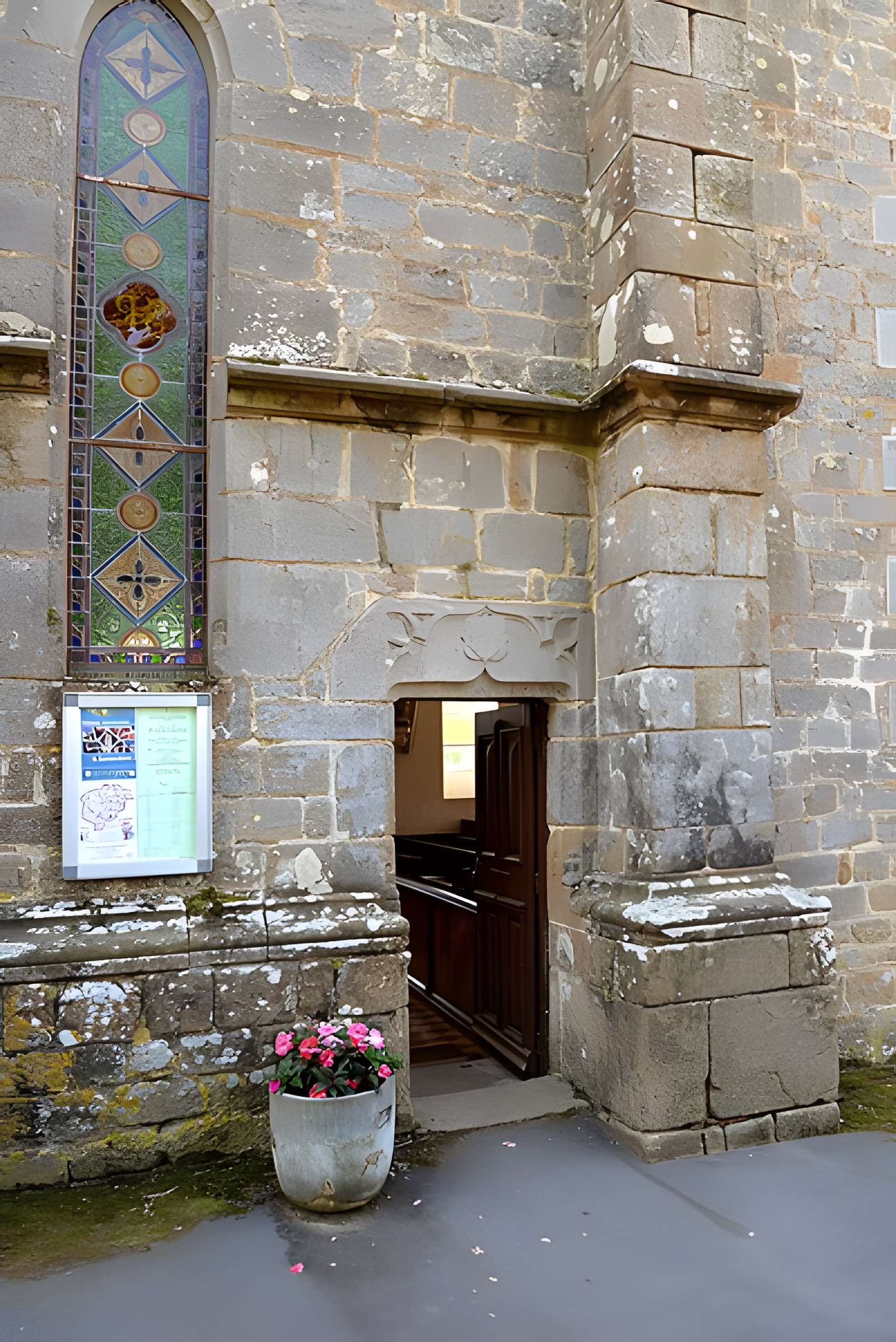 Église Saint-Pierre-et-Saint-Paul de Bréel