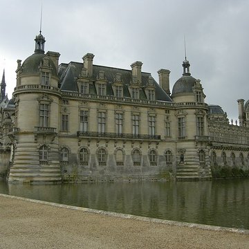 Parc du domaine de Chantilly également sur communes de Chantilly et Vineuil-Saint-Firmin