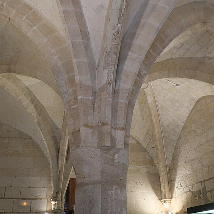 Photo de Ancien palais épiscopal, ancien palais de justice, actuellement musée départemental de lOise