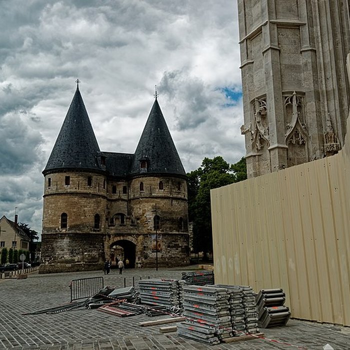 Photo de Ancien palais épiscopal, ancien palais de justice, actuellement musée départemental de lOise