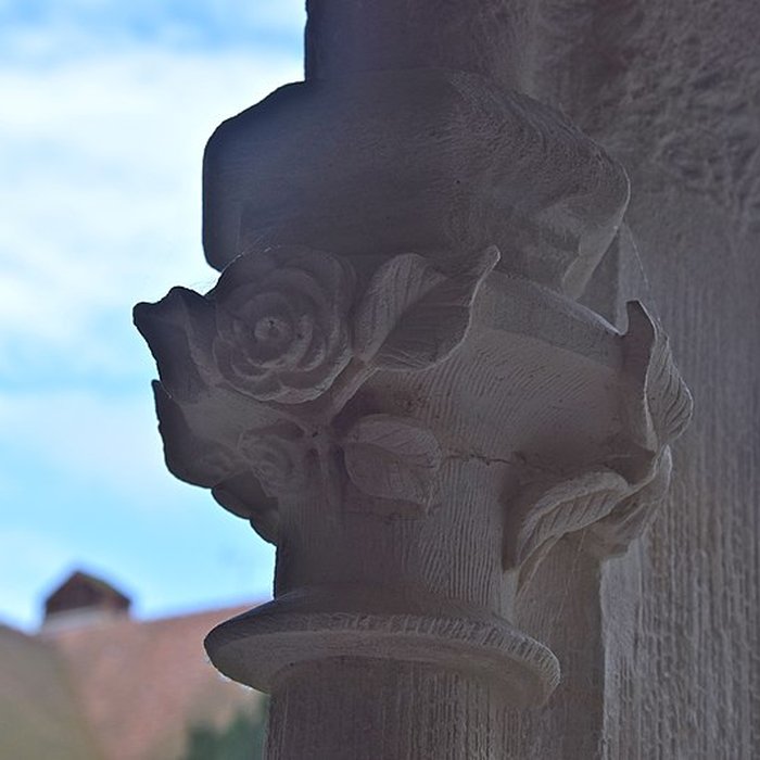 Photo de Ancien palais épiscopal, ancien palais de justice, actuellement musée départemental de lOise