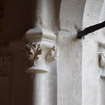 Ancien palais épiscopal, ancien palais de justice, actuellement musée départemental de lOise