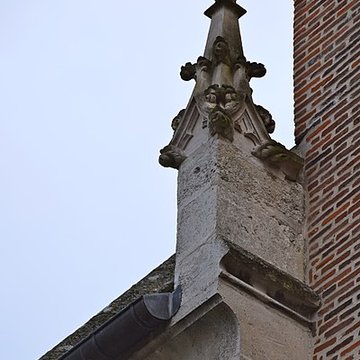Ancien palais épiscopal, ancien palais de justice, actuellement musée départemental de lOise