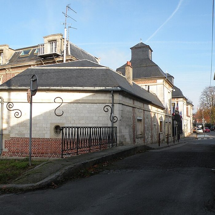 Photo de Ancienne abbaye Saint-Lucien, à Notre-Dame-du-Thil