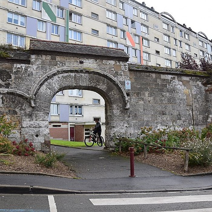 Photo de Ancienne abbaye Saint-Lucien, à Notre-Dame-du-Thil