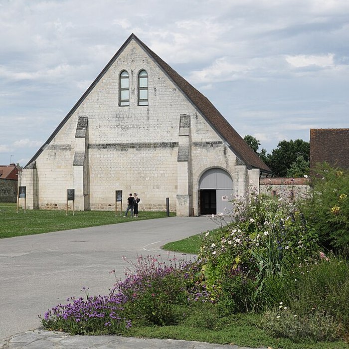 Photo de Ancienne abbaye Saint-Lucien, à Notre-Dame-du-Thil