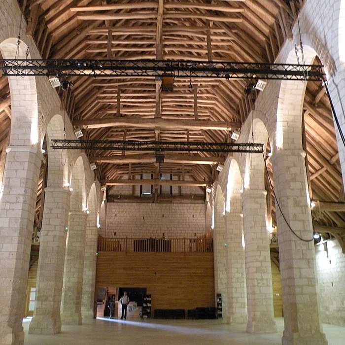 Photo de Ancienne abbaye Saint-Lucien, à Notre-Dame-du-Thil