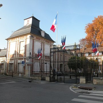 Ancienne abbaye Saint-Lucien, à Notre-Dame-du-Thil