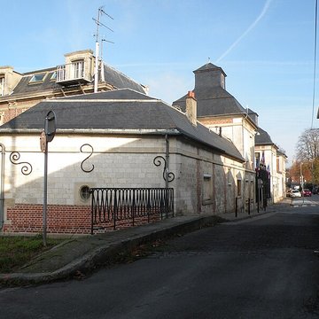 Ancienne abbaye Saint-Lucien, à Notre-Dame-du-Thil