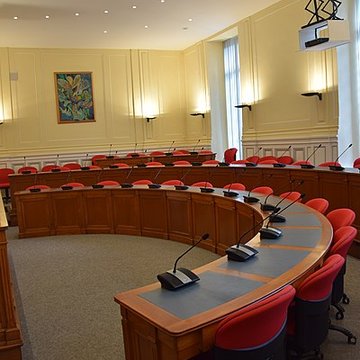 Ancienne abbaye Saint-Lucien, à Notre-Dame-du-Thil
