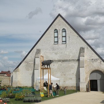Ancienne abbaye Saint-Lucien, à Notre-Dame-du-Thil