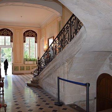 Ancienne abbaye Saint-Lucien, à Notre-Dame-du-Thil