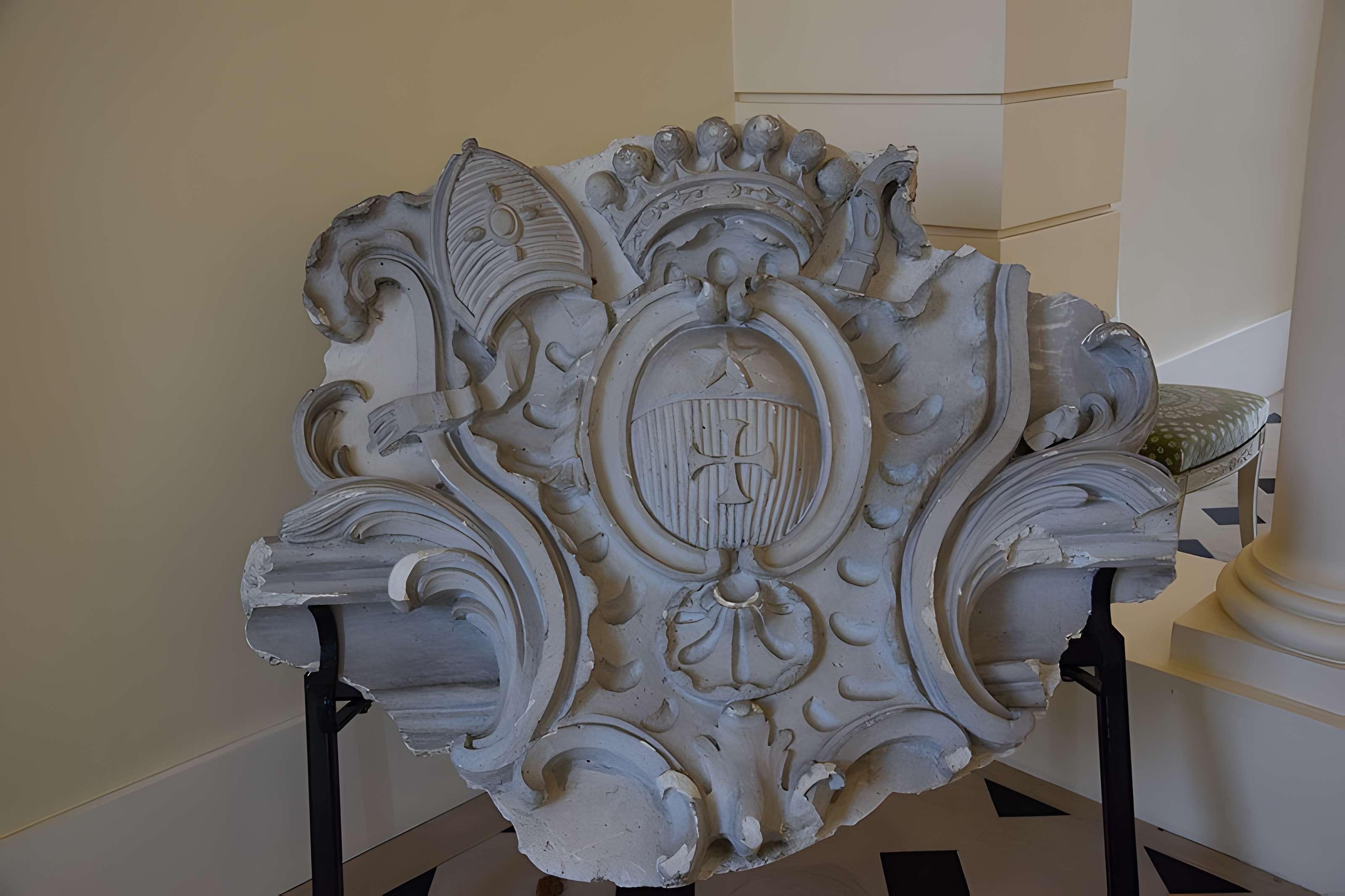 Ancienne abbaye Saint-Lucien, à Notre-Dame-du-Thil