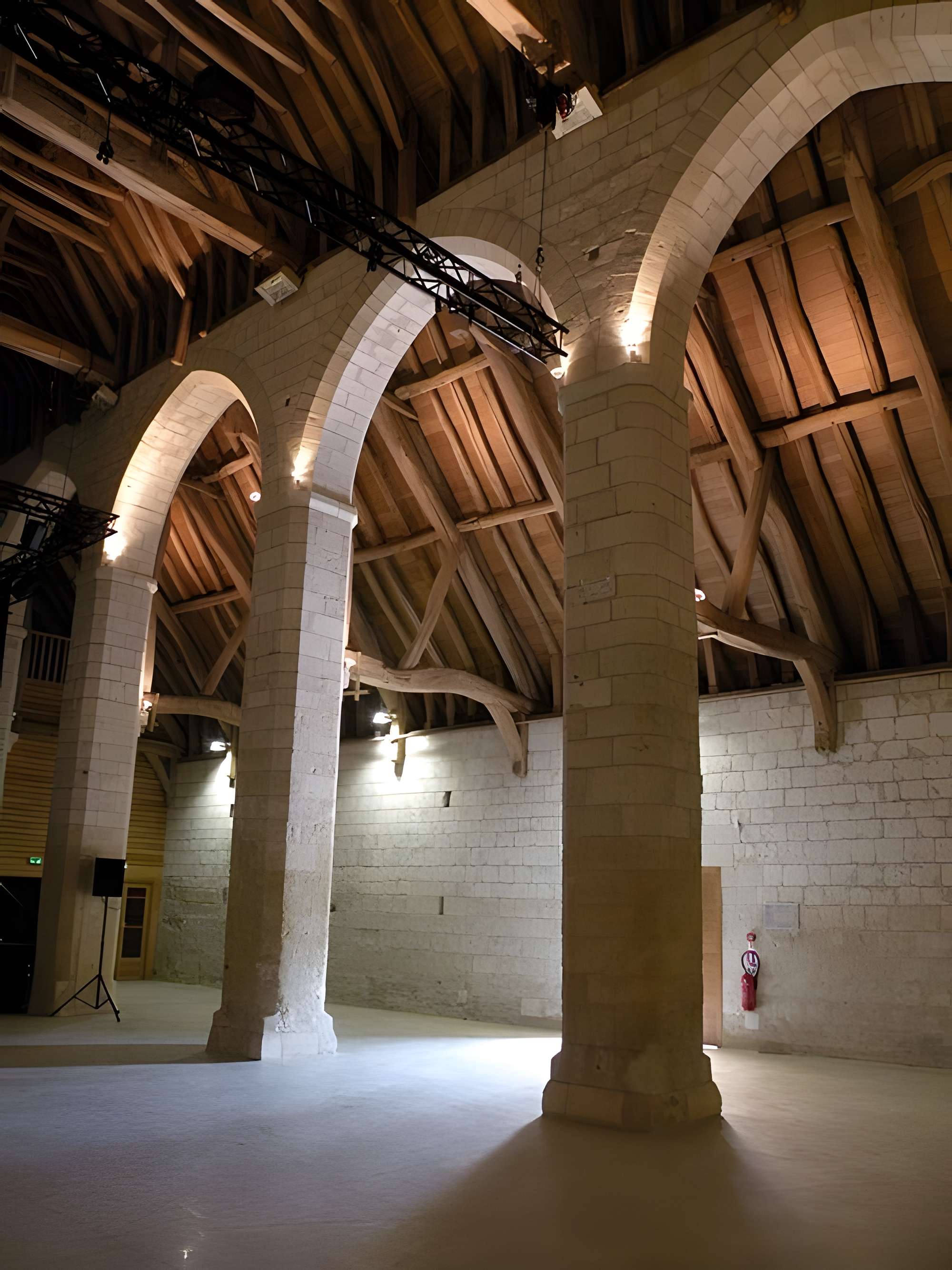 Ancienne abbaye Saint-Lucien, à Notre-Dame-du-Thil