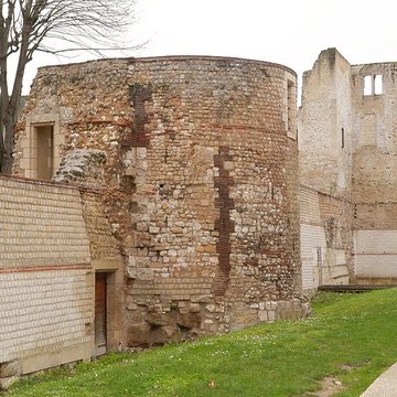 Remparts gallo-romains