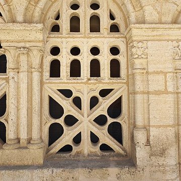 Église Saint-Pierre-et-Saint-Paul de Moutiers-en-Puisaye