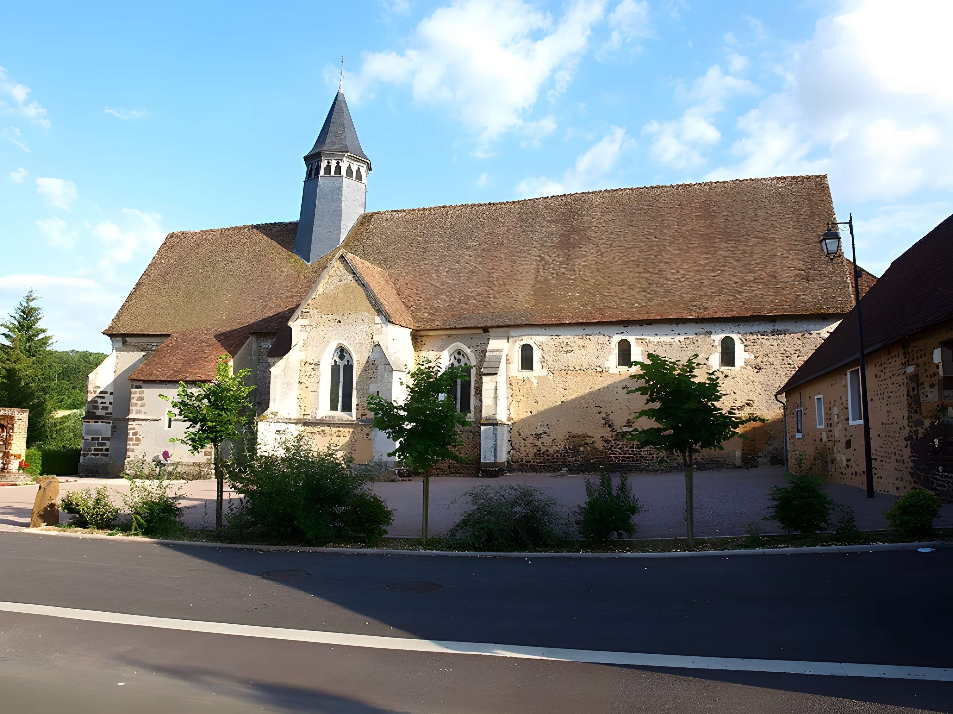 Église Saint-Pierre-et-Saint-Paul de Moutiers-en-Puisaye