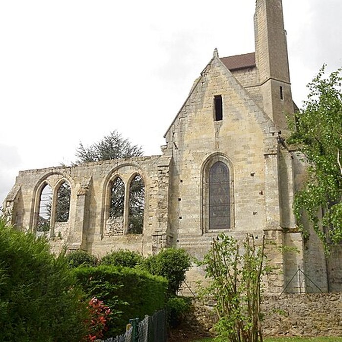 Photo de Ancienne salle voûtée attenante à léglise