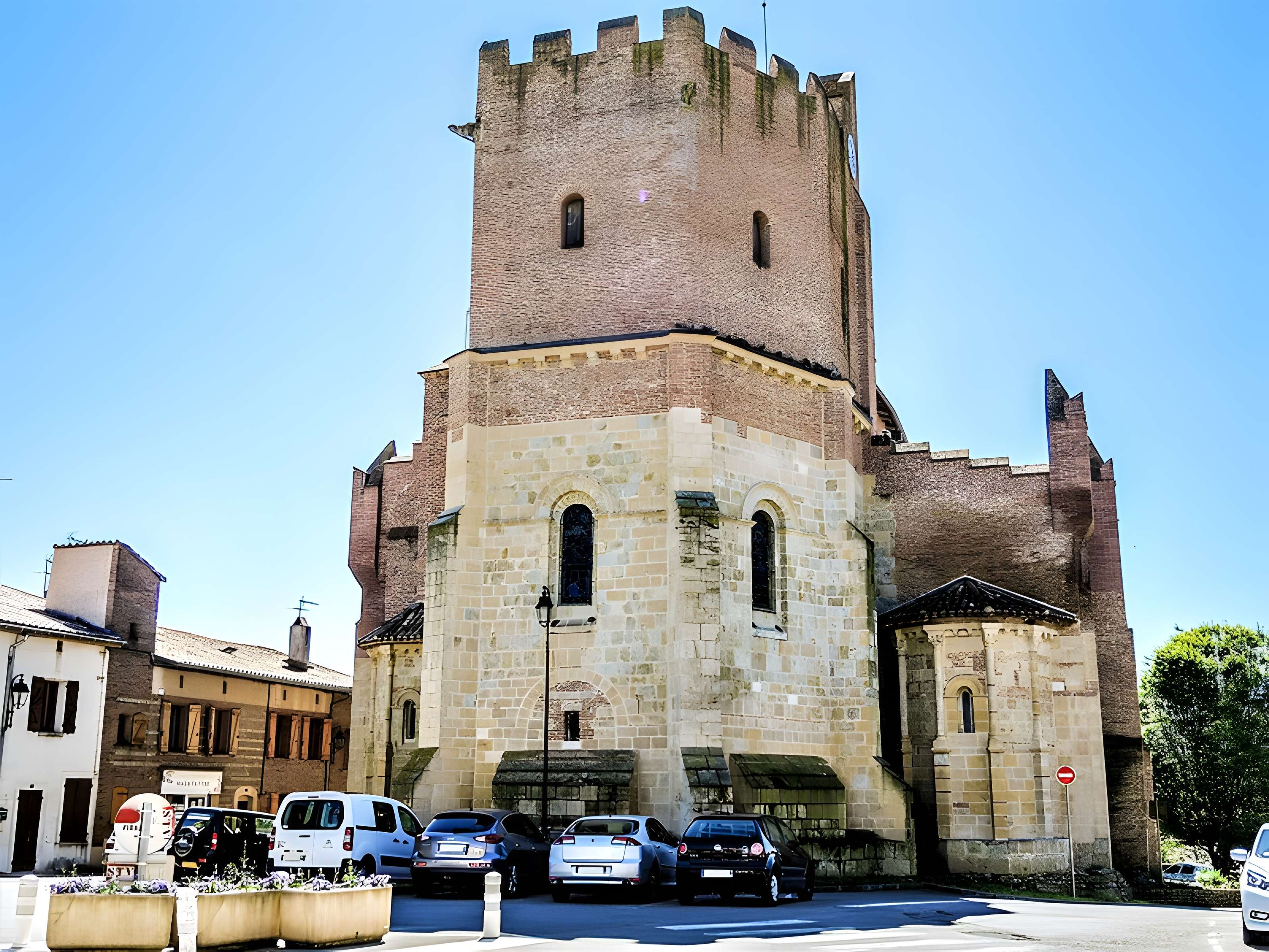 Église Saint-Pierre-et-Saint-Phébade de Venerque