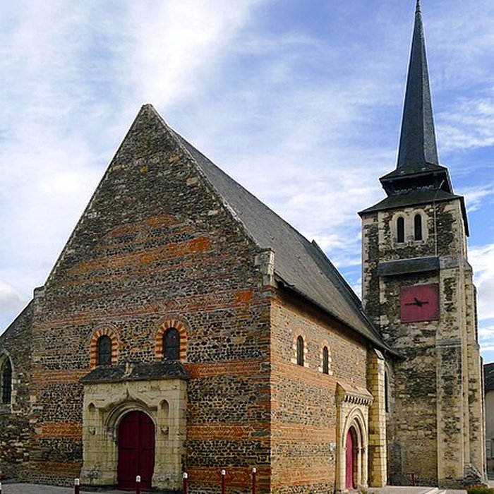 Photo de Église Saint-Pierre-et-Saint-Romain de Savennières