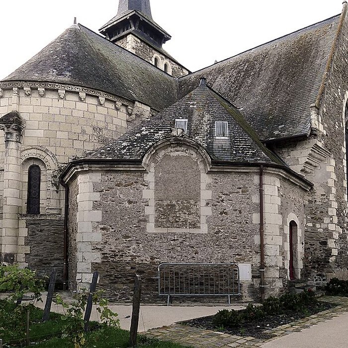 Photo de Église Saint-Pierre-et-Saint-Romain de Savennières