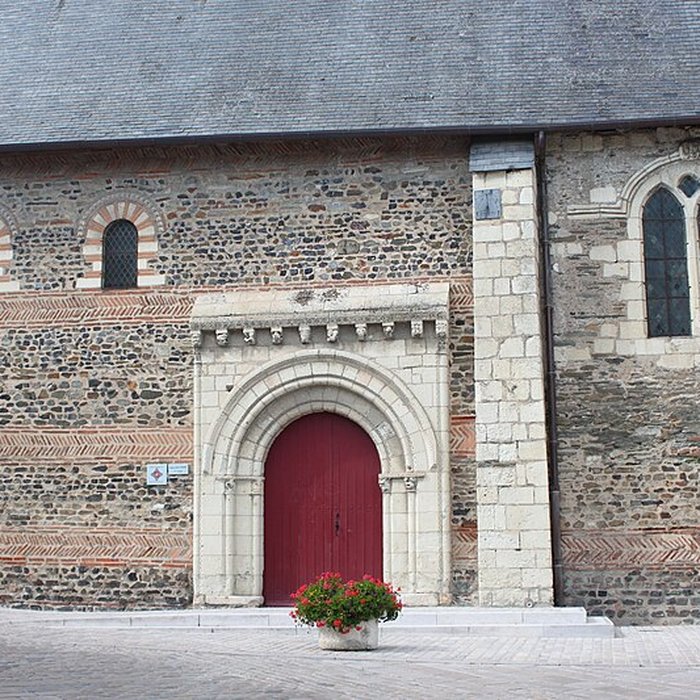 Photo de Église Saint-Pierre-et-Saint-Romain de Savennières