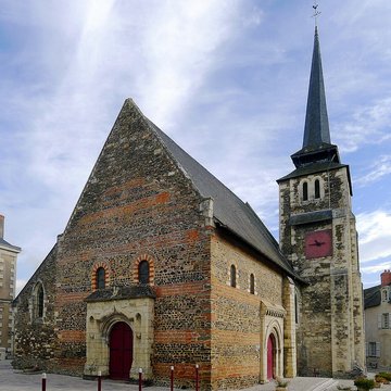 Église Saint-Pierre-et-Saint-Romain de Savennières
