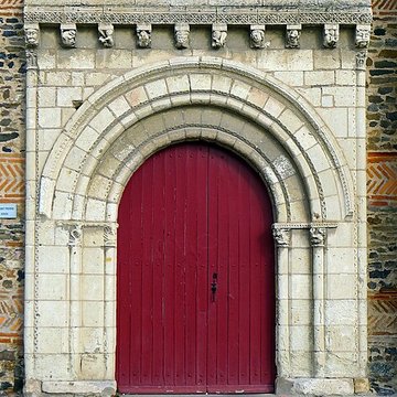 Église Saint-Pierre-et-Saint-Romain de Savennières