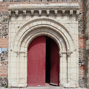 Église Saint-Pierre-et-Saint-Romain de Savennières