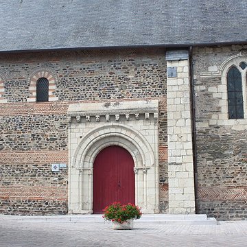 Église Saint-Pierre-et-Saint-Romain de Savennières