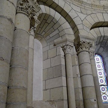 Église Saint-Pierre-et-Saint-Romain de Savennières