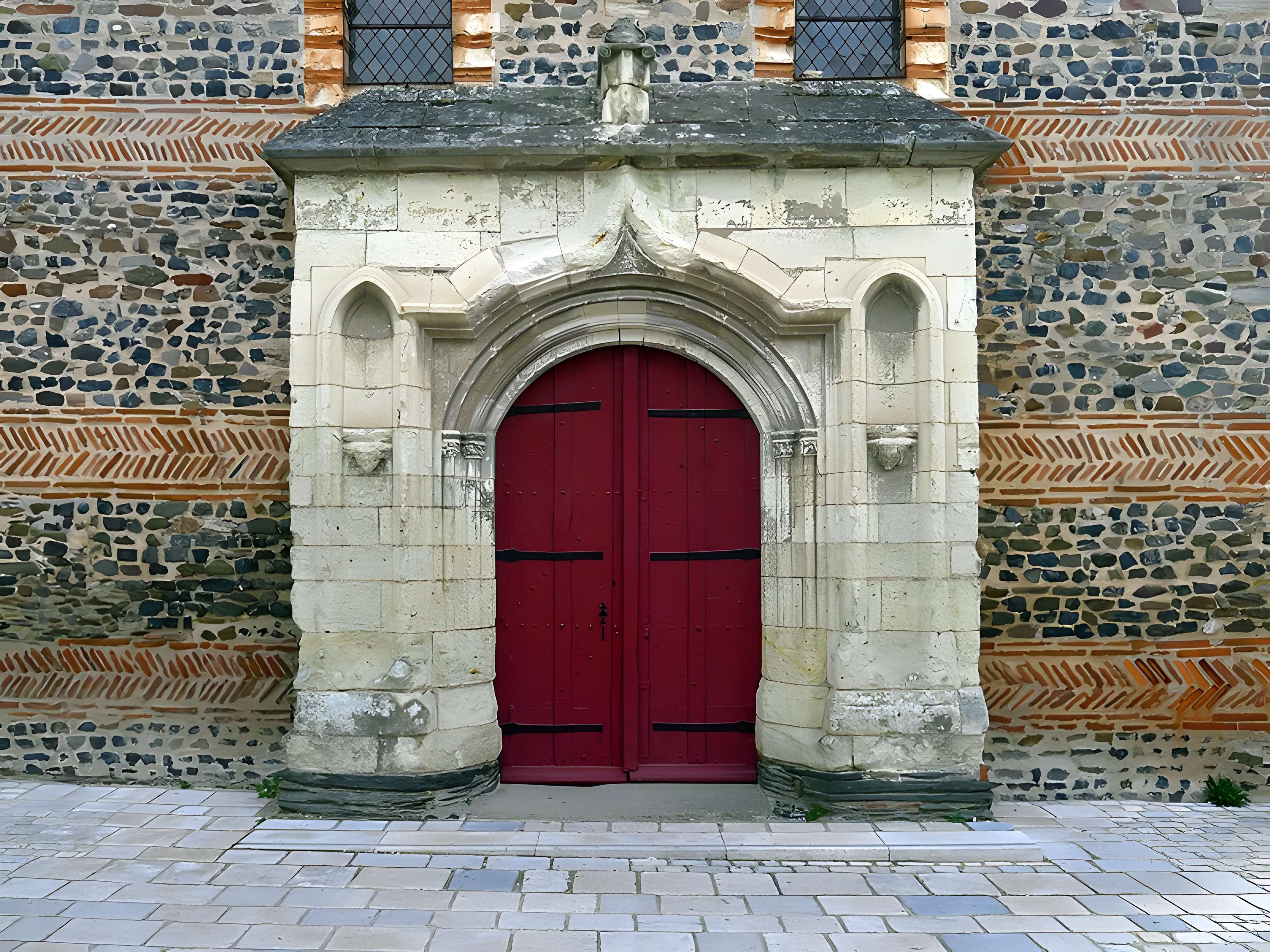 Église Saint-Pierre-et-Saint-Romain de Savennières