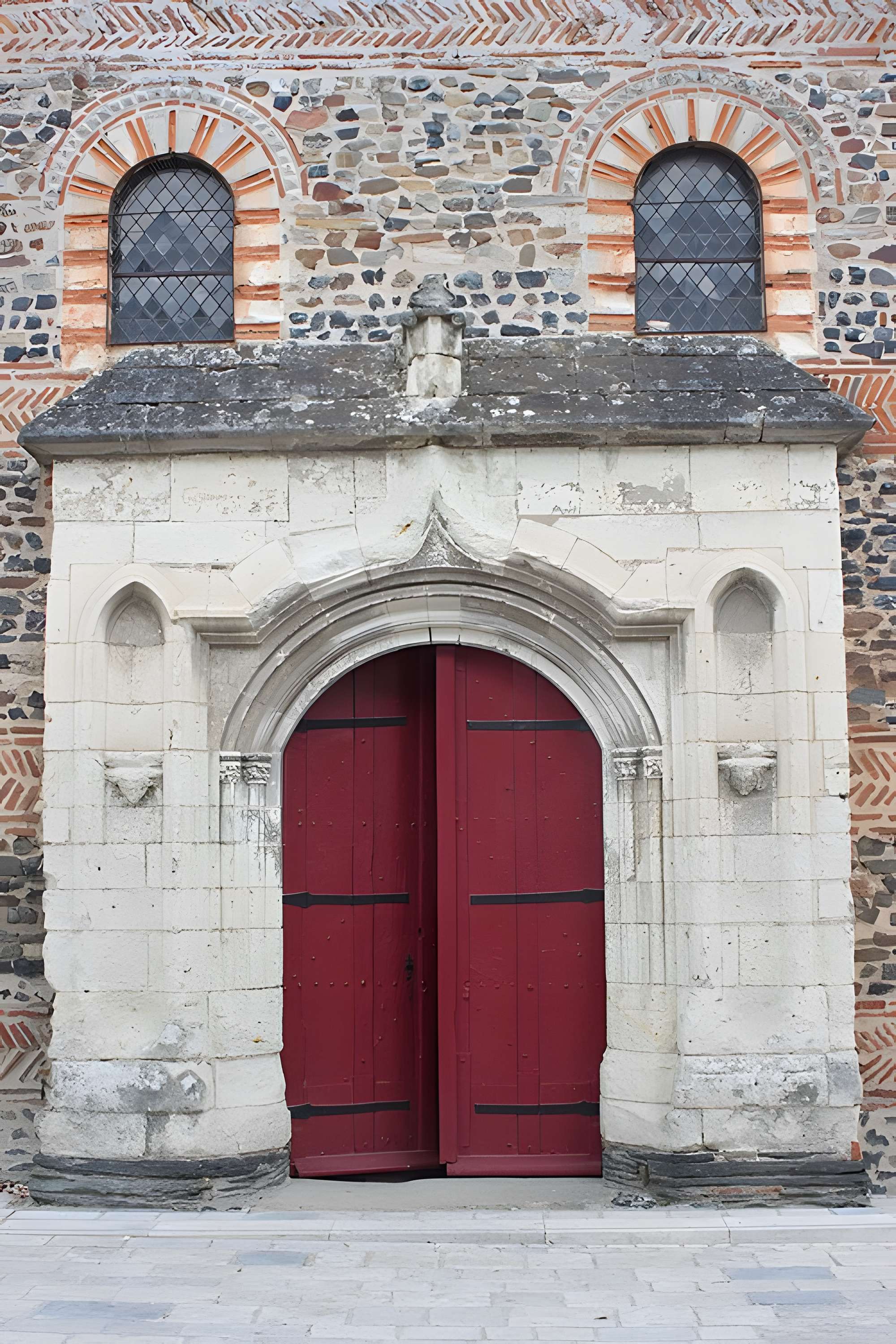 Église Saint-Pierre-et-Saint-Romain de Savennières