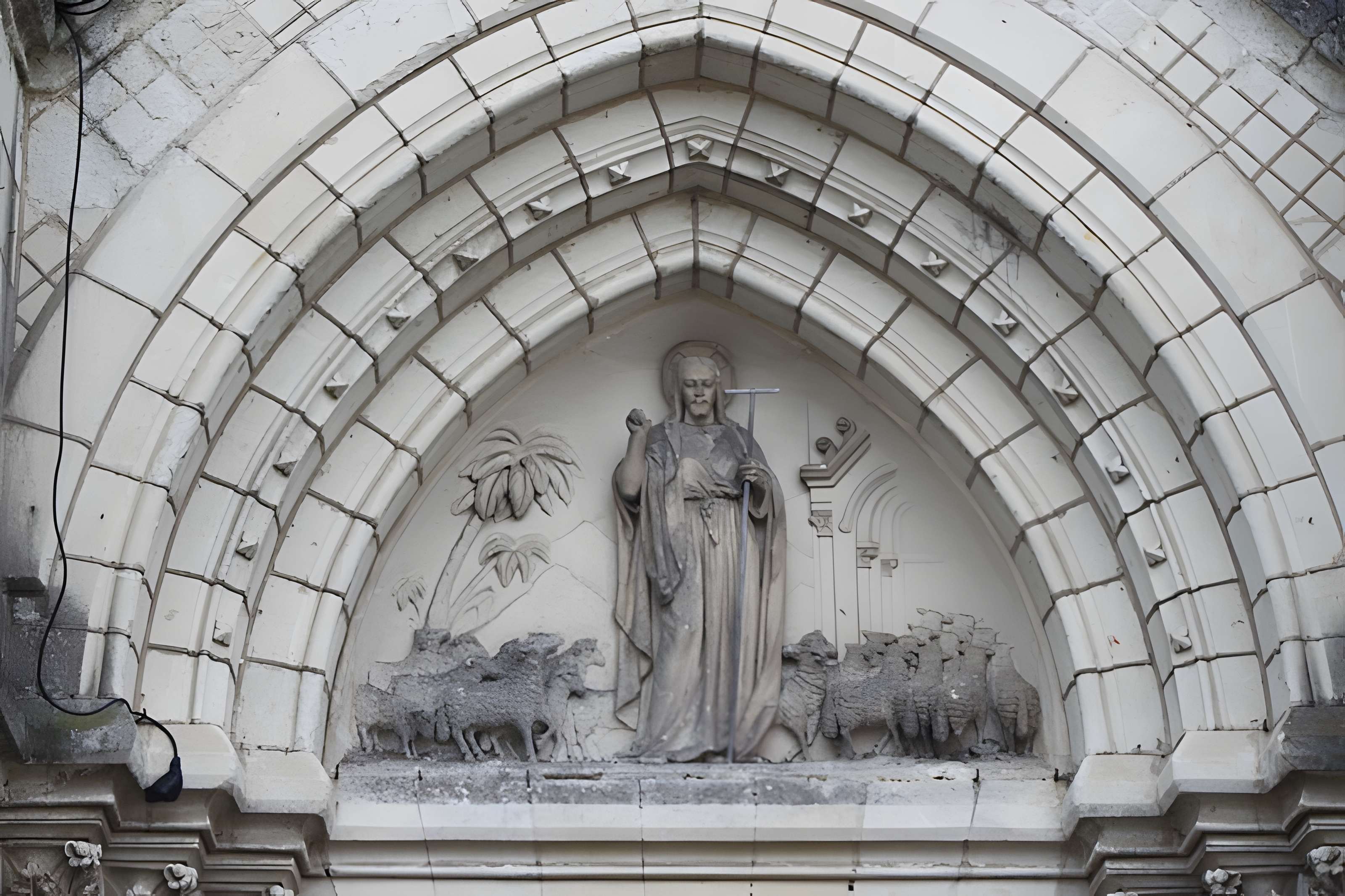 Église Saint-Pierre-et-Saint-Romain de Savennières