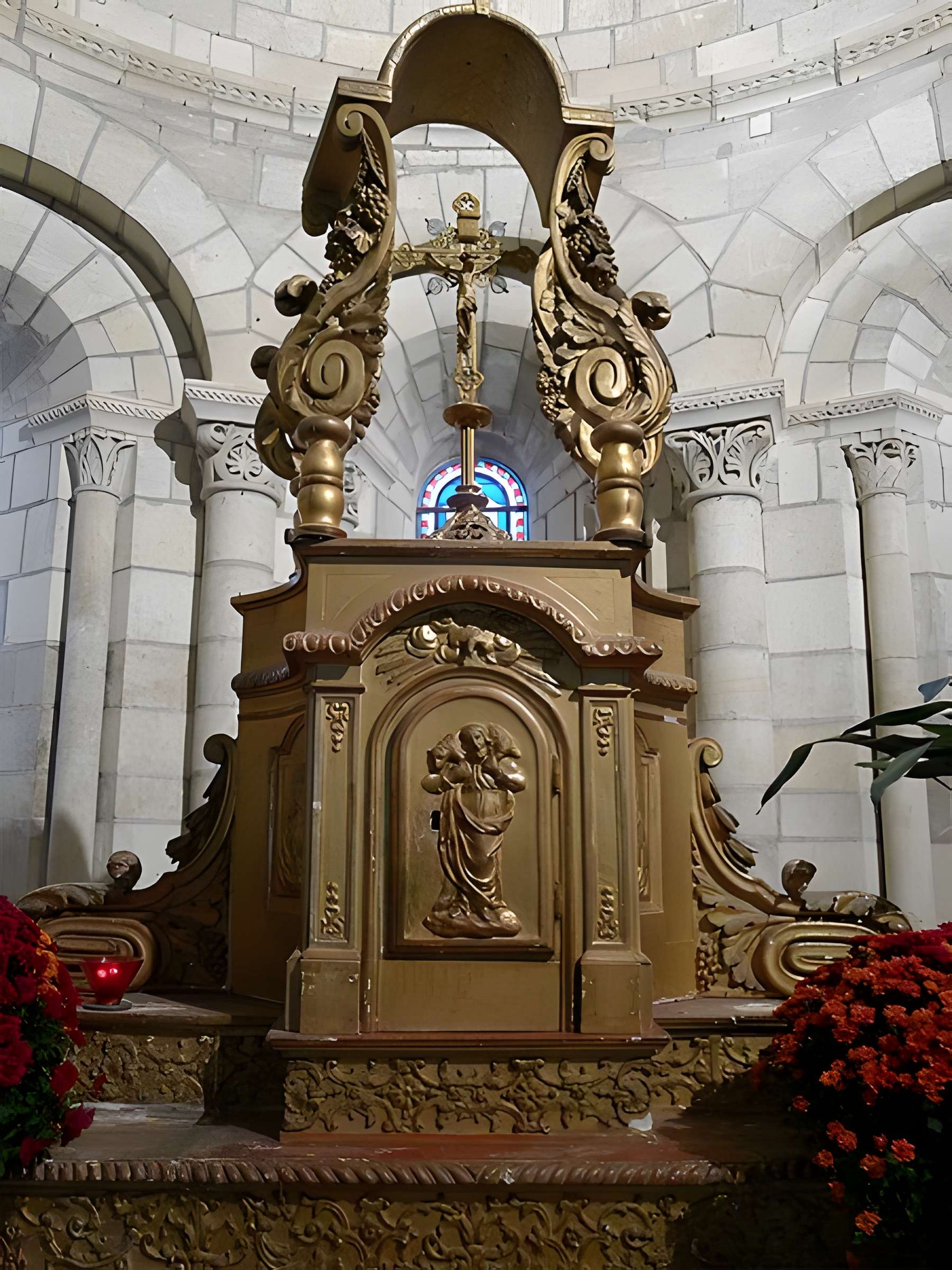 Église Saint-Pierre-et-Saint-Romain de Savennières