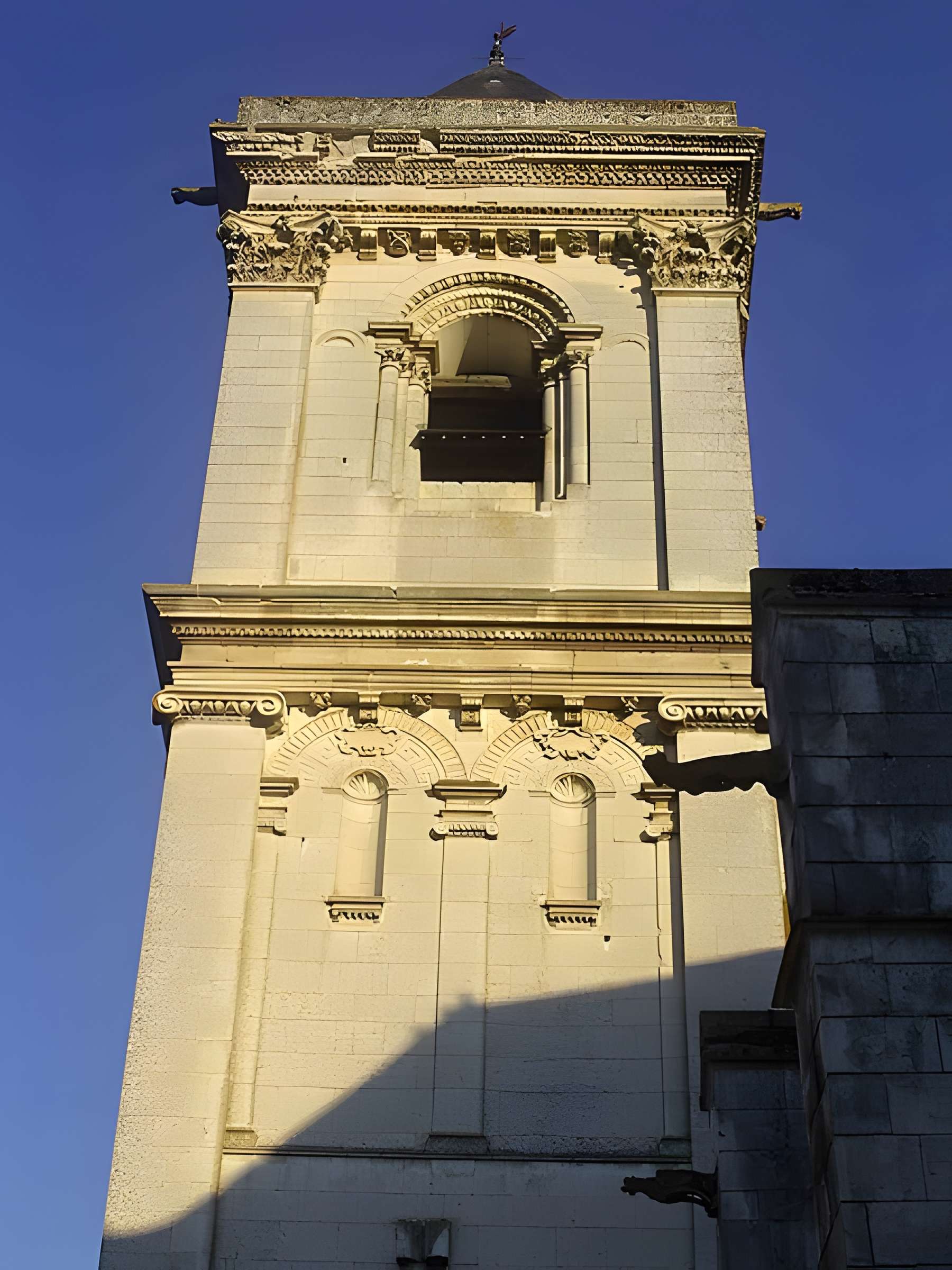 Église Saint-Pierre-Saint-Paul de Cravant