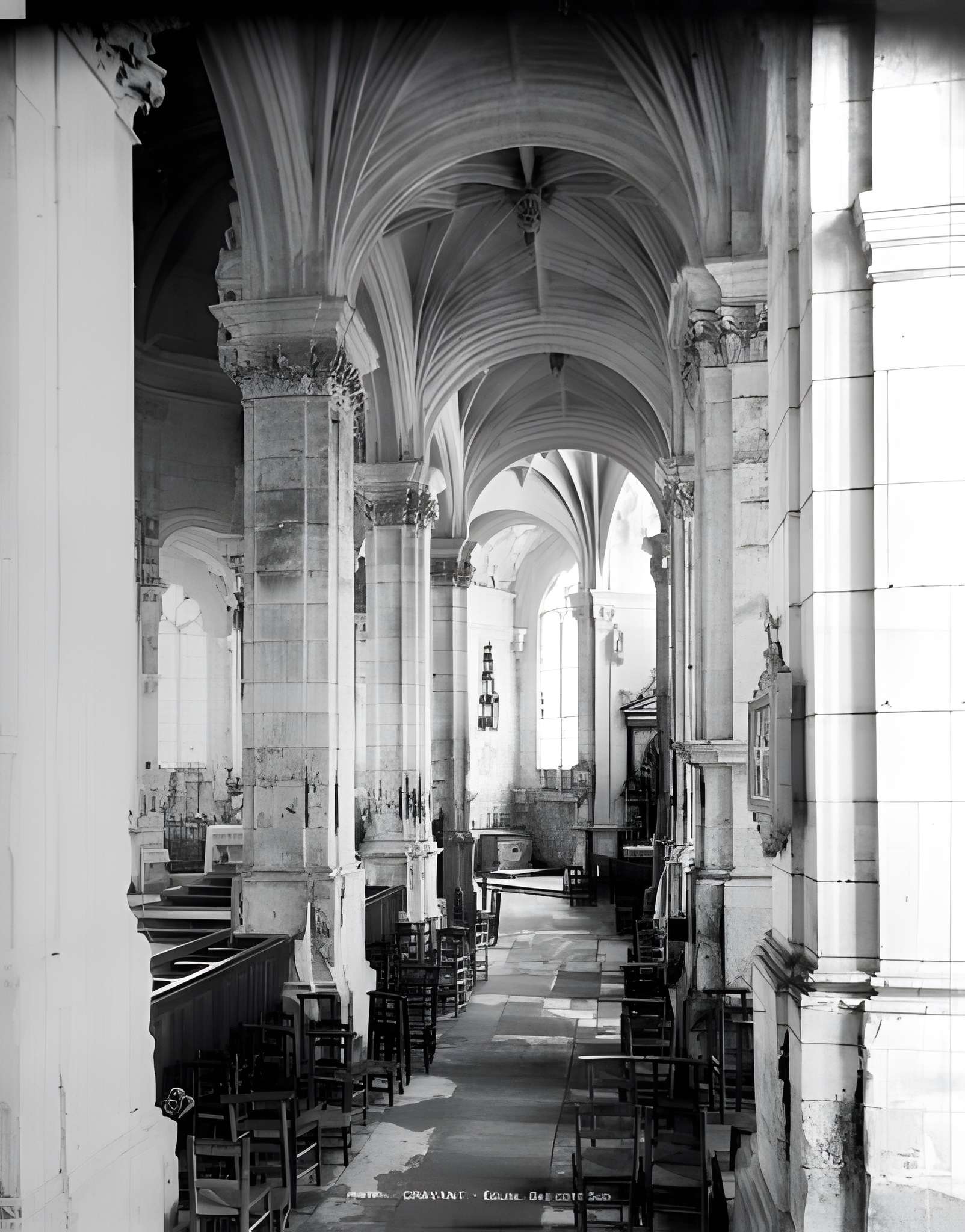Église Saint-Pierre-Saint-Paul de Cravant