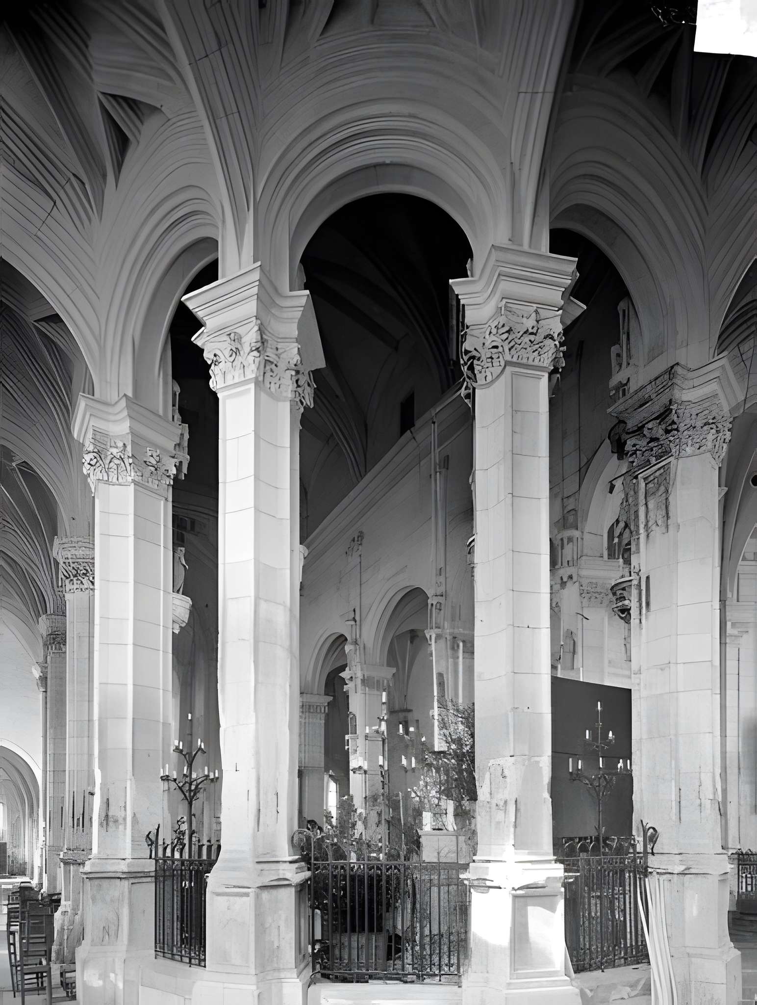 Église Saint-Pierre-Saint-Paul de Cravant