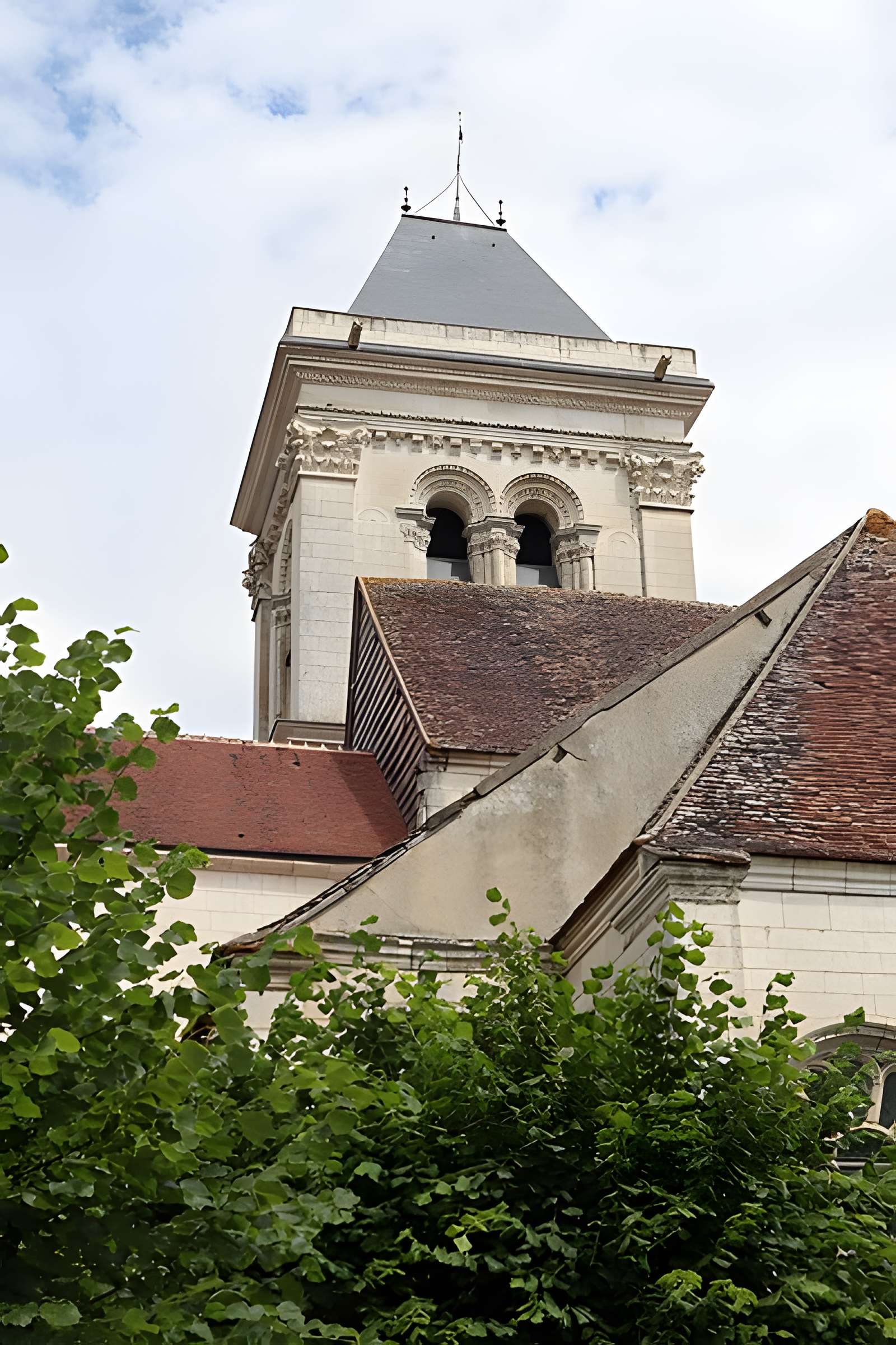Église Saint-Pierre-Saint-Paul de Cravant