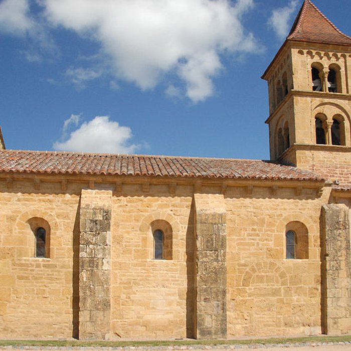 Photo de Église Saint-Pierre-Saint-Paul de Montceaux-lÉtoile
