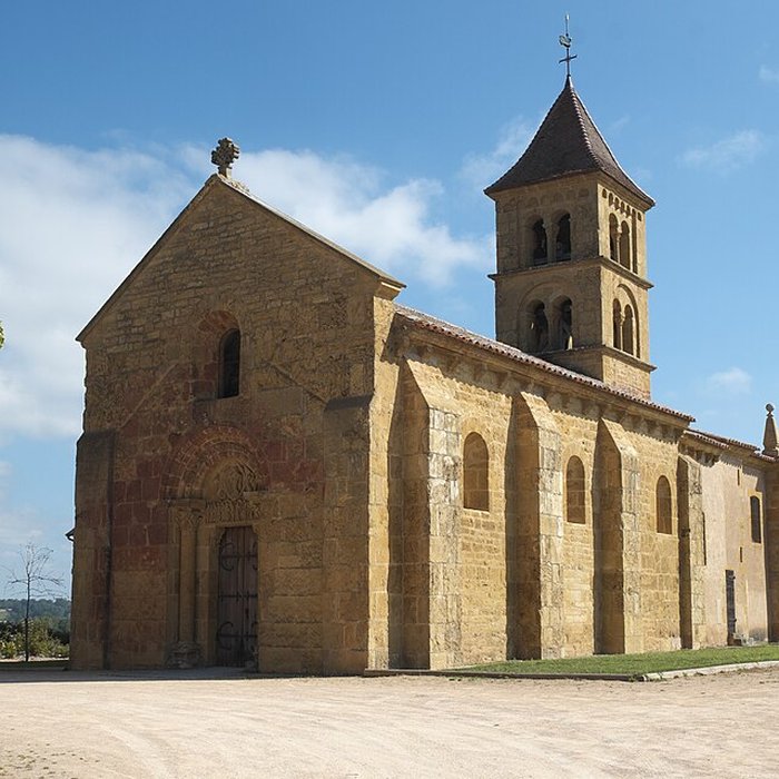 Photo de Église Saint-Pierre-Saint-Paul de Montceaux-lÉtoile