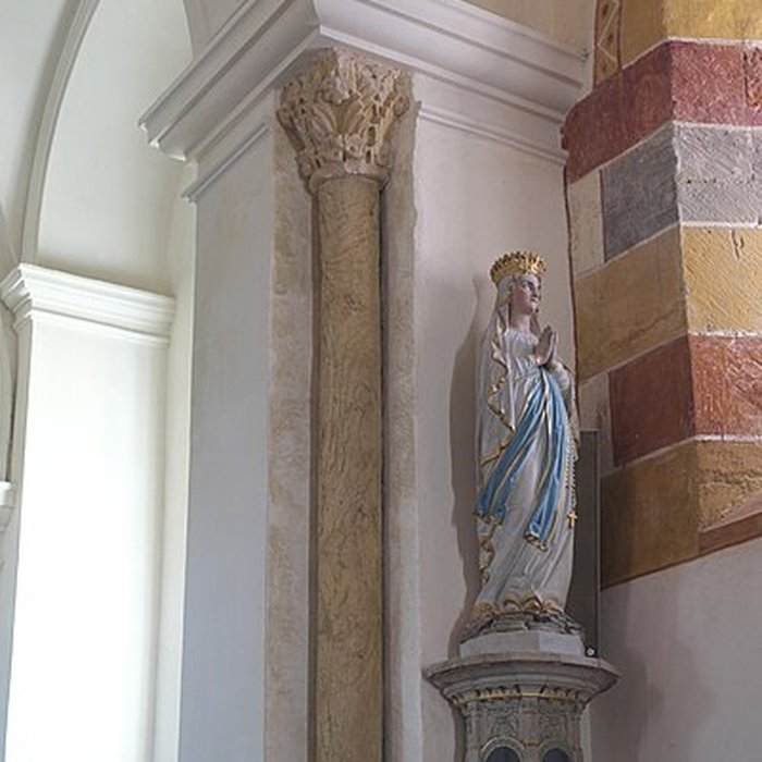 Photo de Église Saint-Pierre-Saint-Paul de Montceaux-lÉtoile