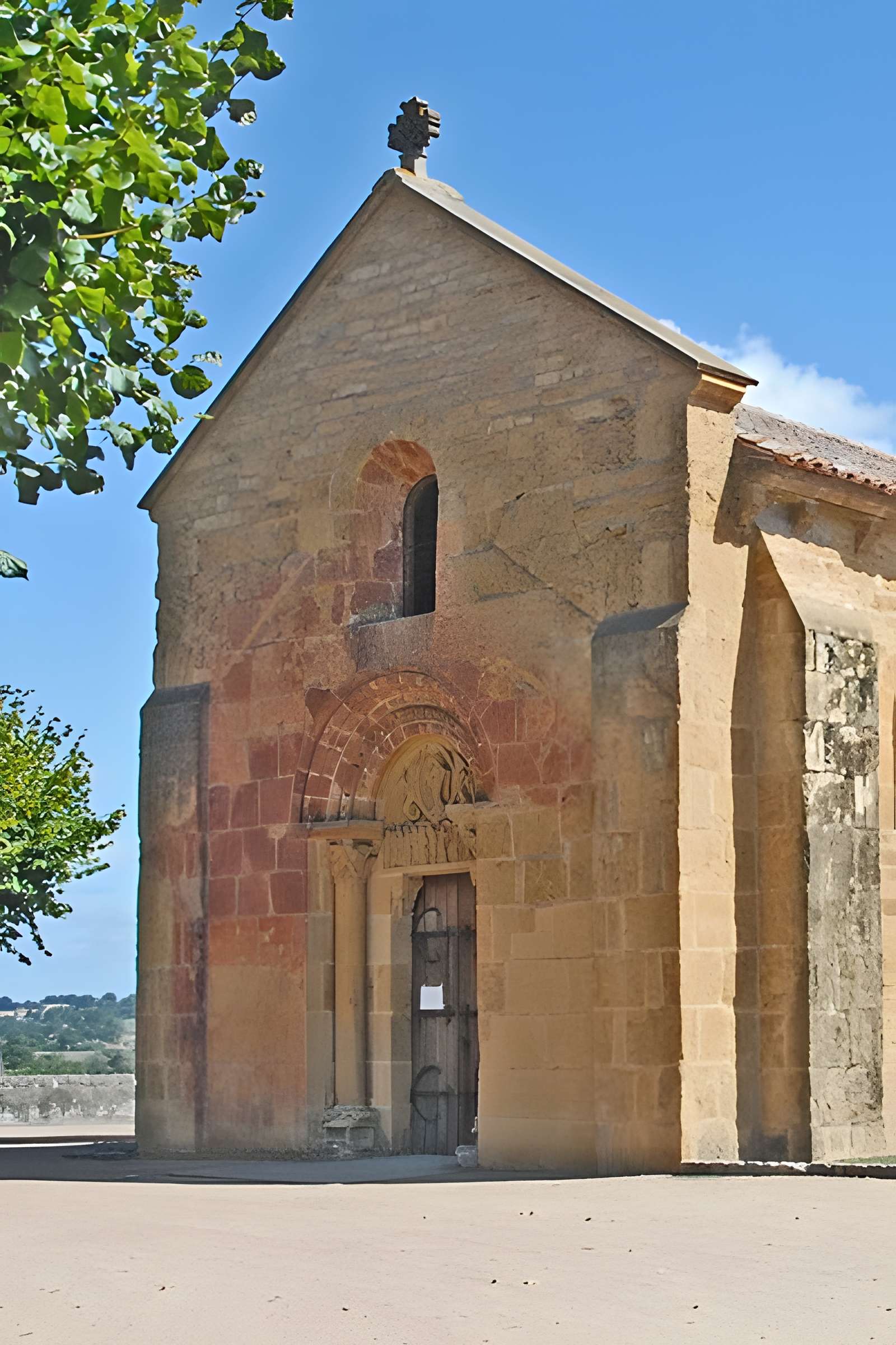 Église Saint-Pierre-Saint-Paul de Montceaux-l'Étoile
