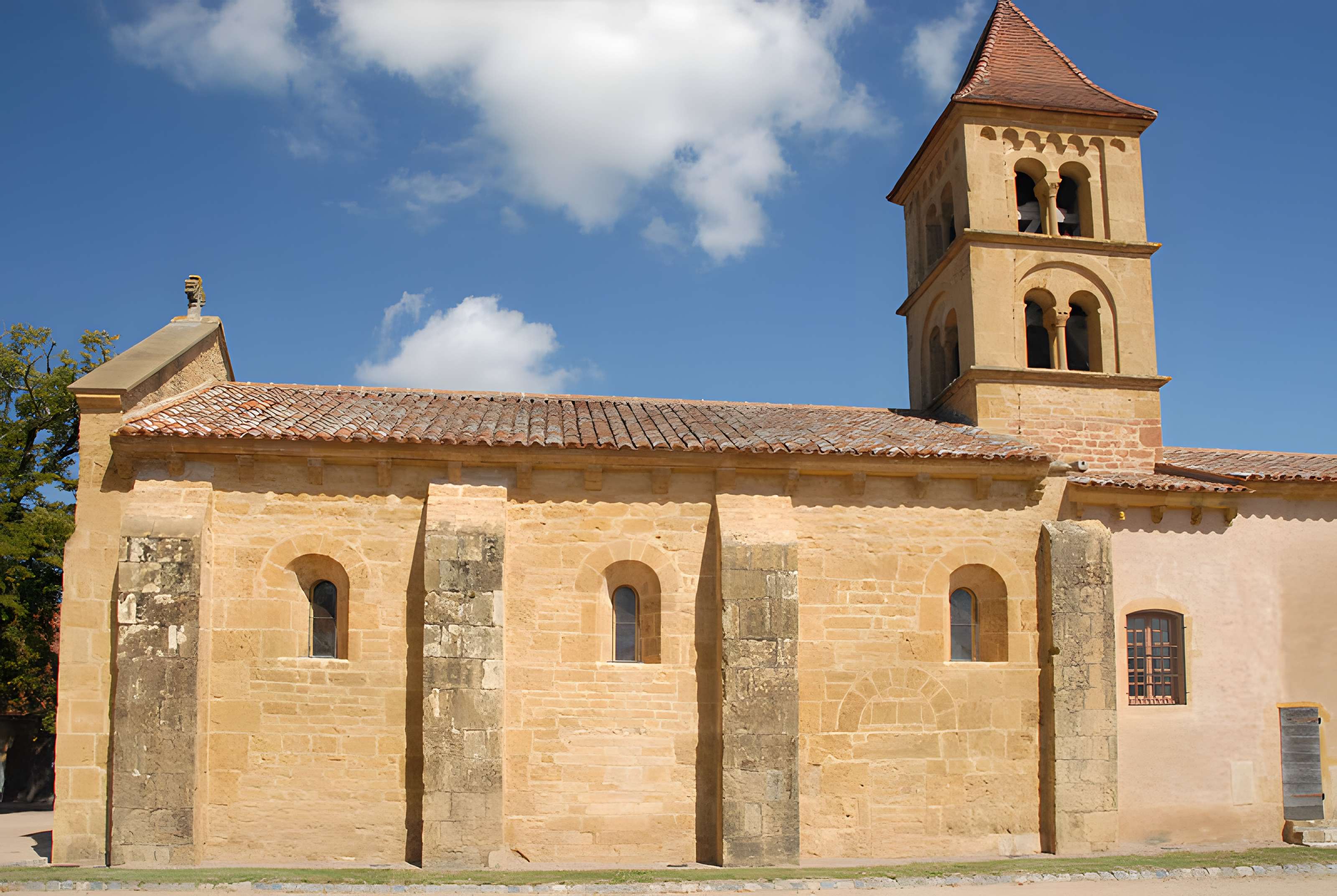 Église Saint-Pierre-Saint-Paul de Montceaux-l'Étoile