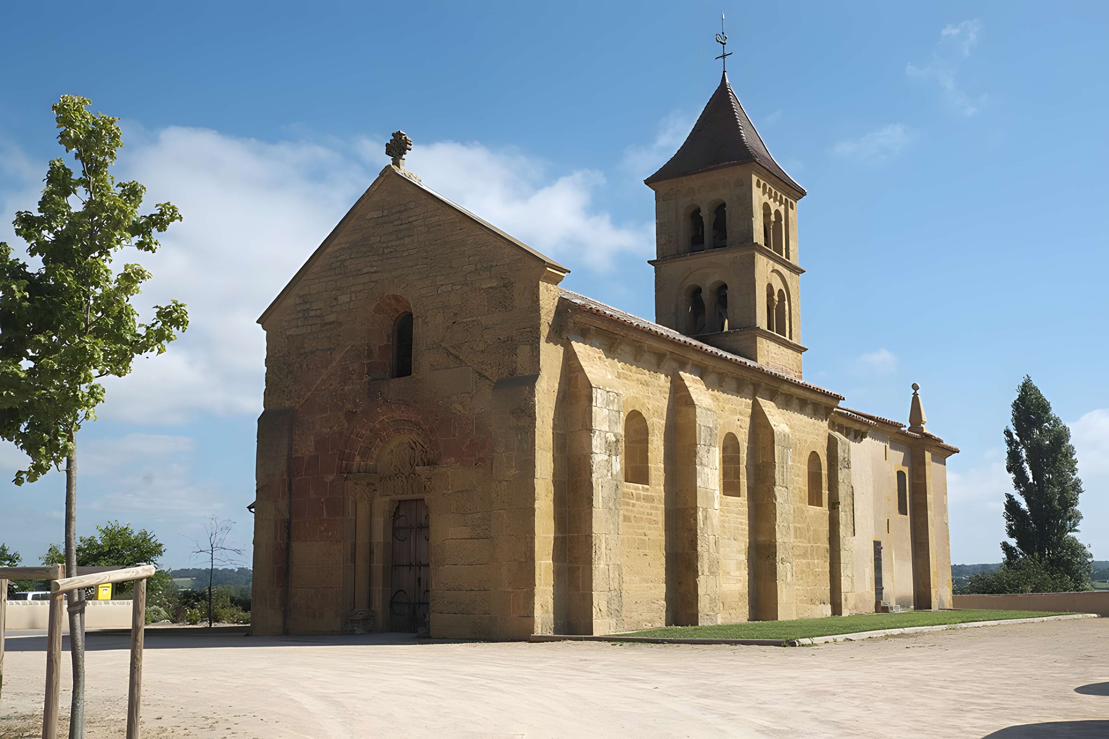 Église Saint-Pierre-Saint-Paul de Montceaux-l'Étoile
