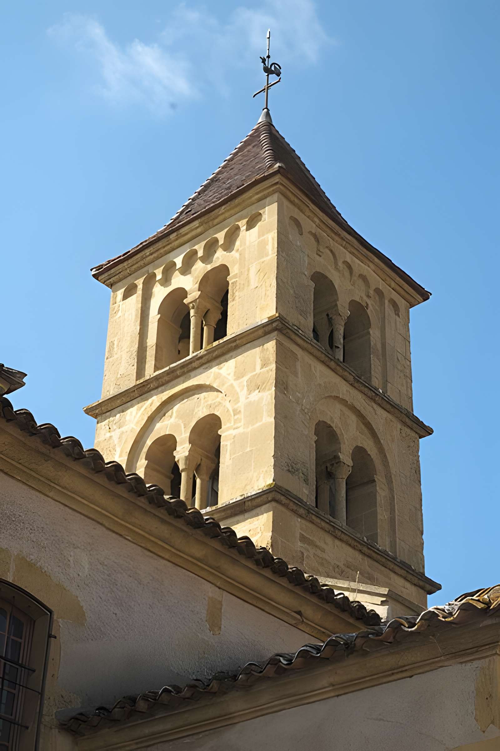 Église Saint-Pierre-Saint-Paul de Montceaux-l'Étoile