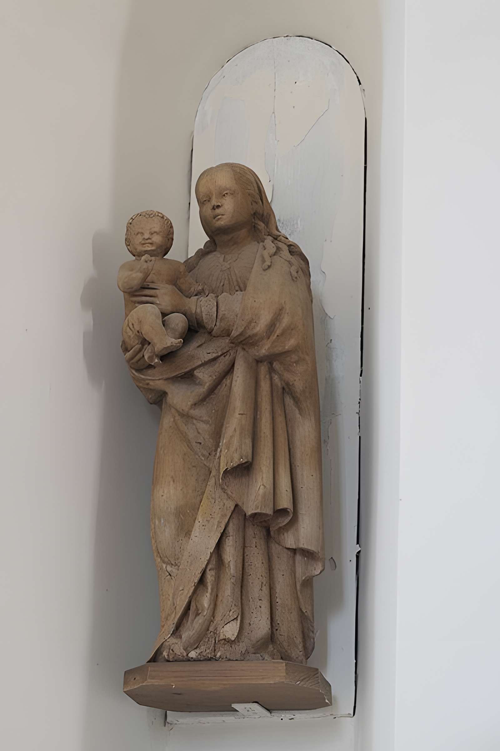 Église Saint-Pierre-Saint-Paul de Montceaux-l'Étoile