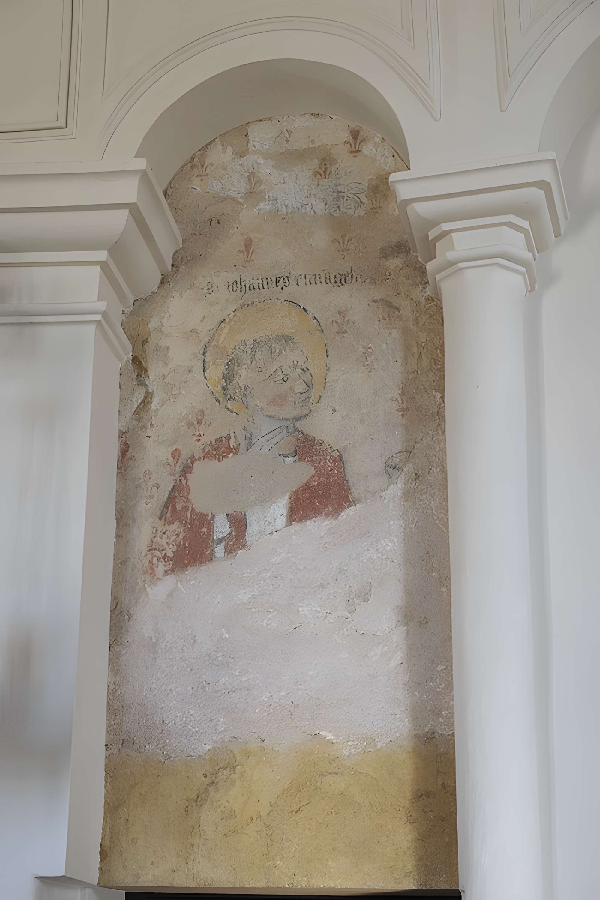 Église Saint-Pierre-Saint-Paul de Montceaux-l'Étoile